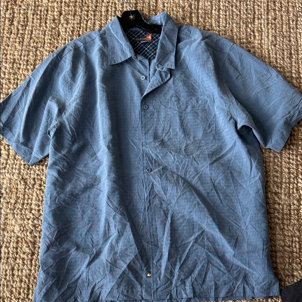 Quiksilver Short Sleeve Button-Up Shirt in Blue
